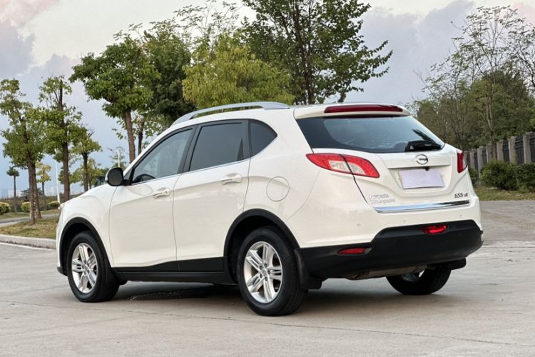Used GAC Trumpchi GS5 2014 1.8T Automatic Two-Wheel Drive Supreme Edition Exterior 5