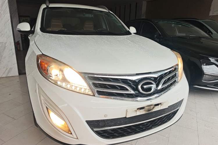 Used GAC Trumpchi GS5 2014 2.0L Automatic Two-Wheel Drive Deluxe Edition Front Right 45 Deg
