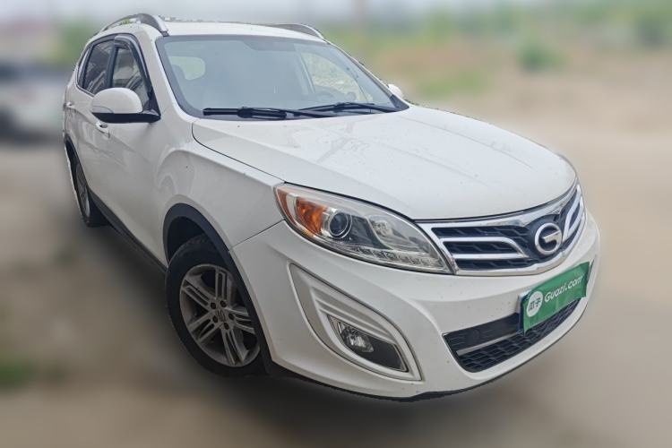 Used GAC Trumpchi GS5 2014 2.0L Automatic Two-Wheel Drive Anniversary Value Edition Front Right 45 Deg