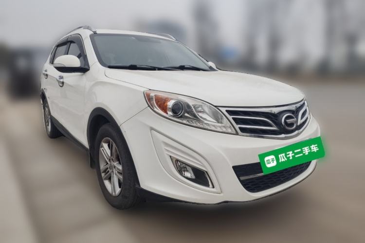 Used GAC Trumpchi GS5 2014 2.0L Automatic Two-Wheel Drive Anniversary Value Edition Front Right 45 Deg