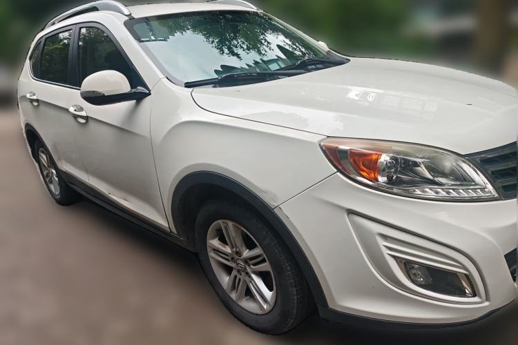 Used GAC Trumpchi GS5 2014 2.0L Automatic Two-Wheel Drive Deluxe Edition Front Right 45 Deg