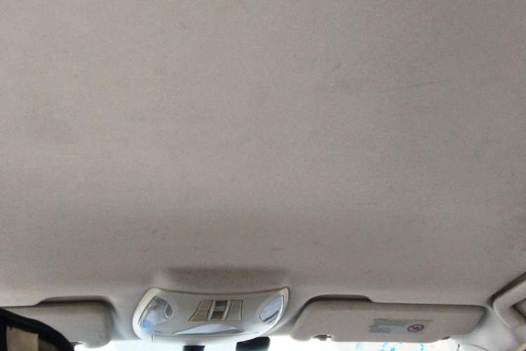Used GAC Trumpchi GS5 2014 2.0L Automatic Two-Wheel Drive Deluxe Edition Headliner