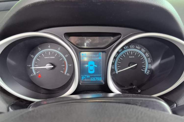 Used GAC Trumpchi GS5 2014 2.0L Automatic Two-Wheel Drive Anniversary Value Edition Instrument Cluster