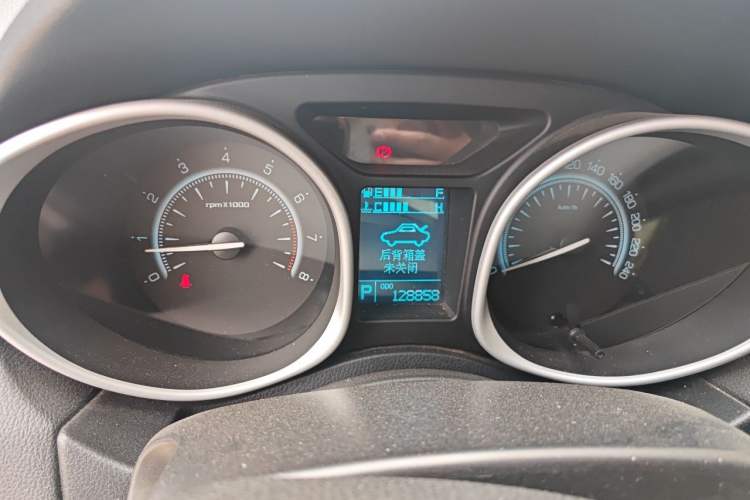 Used GAC Trumpchi GS5 2014 2.0L Automatic Two-Wheel Drive Anniversary Value Edition Instrument Cluster