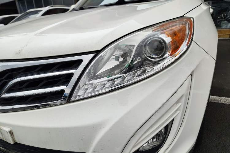 Used GAC Trumpchi GS5 2014 2.0L Manual Two-Wheel Drive Anniversary Value Edition Left Front Headlight
