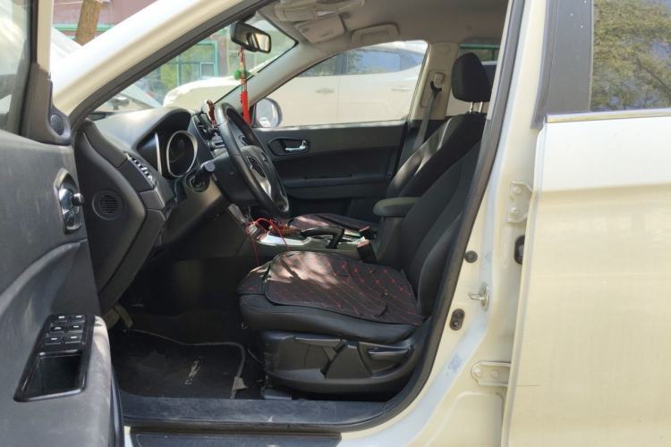 Used GAC Trumpchi GS5 2014 2.0L Automatic Two-Wheel Drive Deluxe Edition Left Front Seat