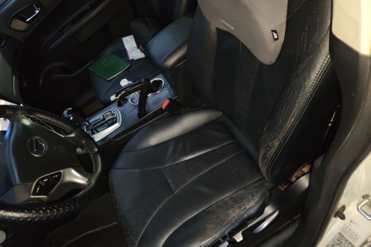 Used GAC Trumpchi GS5 2014 2.0L Automatic Two-Wheel Drive Deluxe Edition Left Front Seat