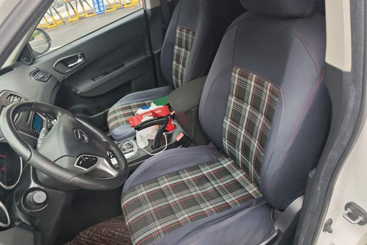 Used GAC Trumpchi GS5 2014 2.0L Automatic Two-Wheel Drive Deluxe Edition Left Front Seat