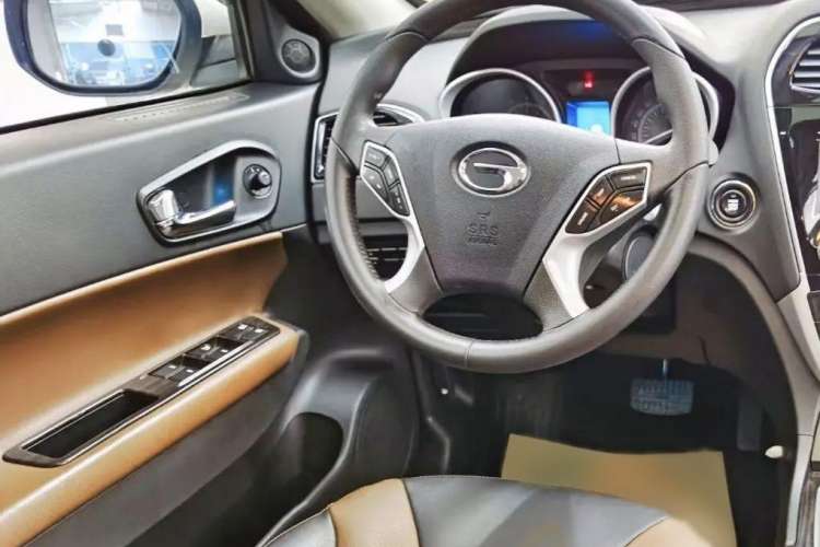 Used GAC Trumpchi GS5 2014 2.0L Automatic Two-Wheel Drive Anniversary Value Edition Left Front Seat