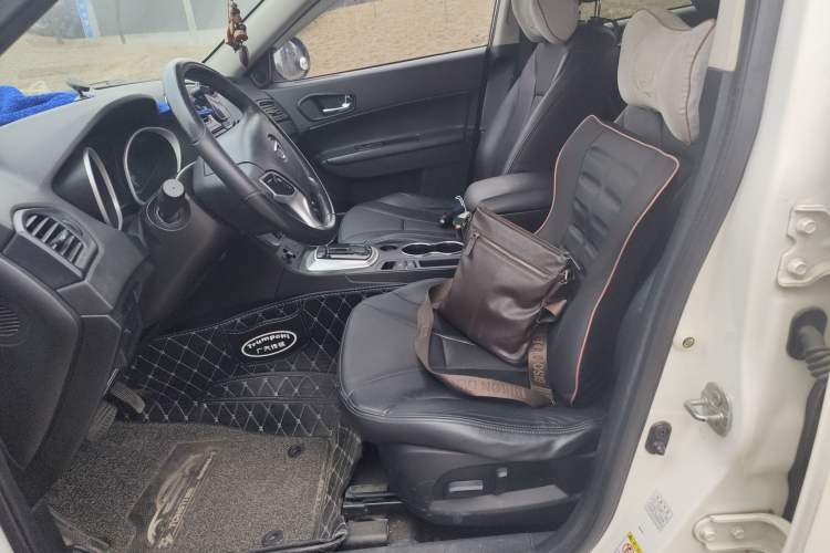 Used GAC Trumpchi GS5 2014 2.0L Automatic Two-Wheel Drive Anniversary Value Edition Left Front Seat