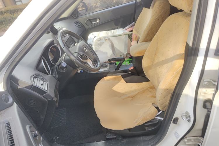 Used GAC Trumpchi GS5 2014 2.0L Automatic Two-Wheel Drive Deluxe Edition Left Front Seat