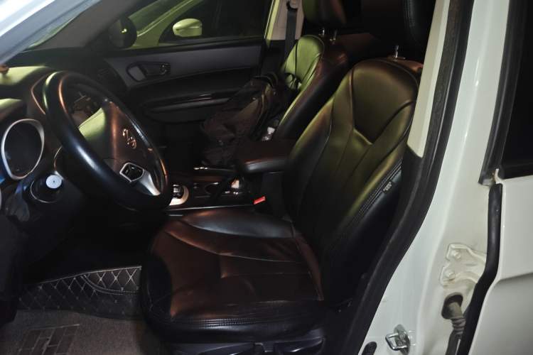 Used GAC Trumpchi GS5 2014 2.0L Automatic Two-Wheel Drive Deluxe Edition Left Front Seat