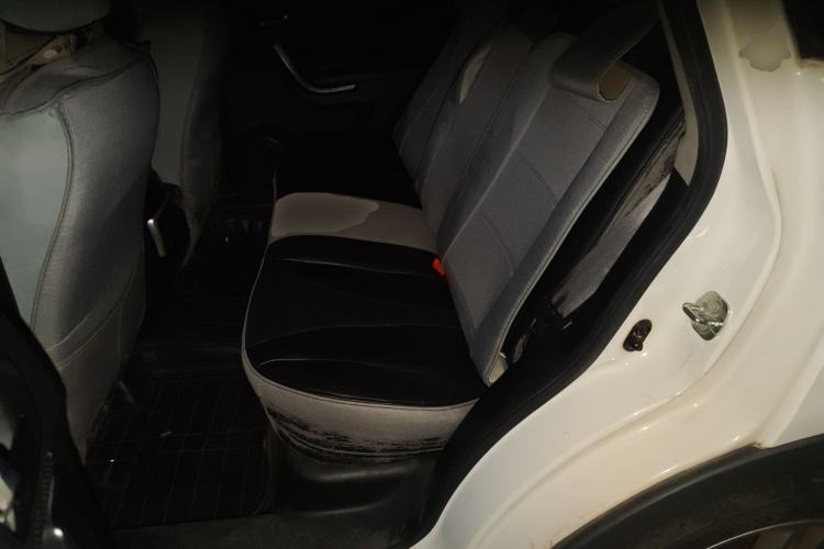 Used GAC Trumpchi GS5 2014 1.8T Automatic Two-Wheel Drive Supreme Edition Left Rear Seat