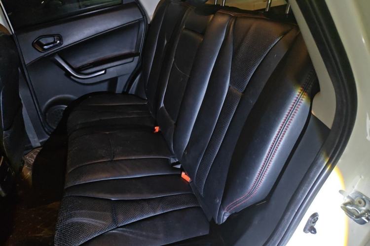 Used GAC Trumpchi GS5 2014 1.8T Automatic Two-Wheel Drive Supreme Edition Left Rear Seat