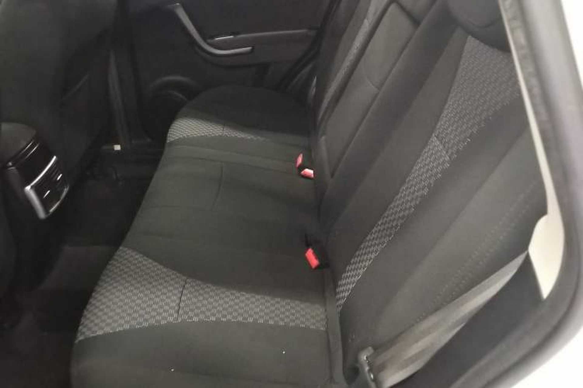 Used GAC Trumpchi GS5 2014 2.0L Automatic Two-Wheel Drive Deluxe Edition Left Rear Seat