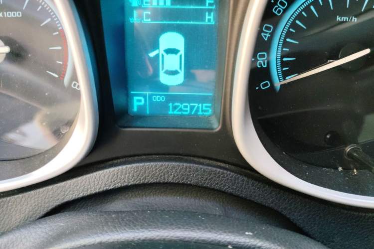 Used GAC Trumpchi GS5 2014 2.0L Automatic Two-Wheel Drive Deluxe Edition Odometer Close Up