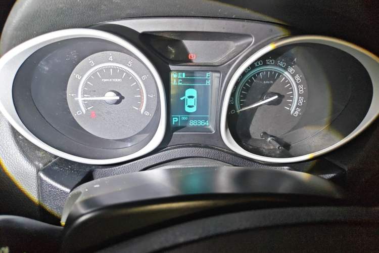 Used GAC Trumpchi GS5 2014 1.8T Automatic Two-Wheel Drive Supreme Edition Odometer Close Up