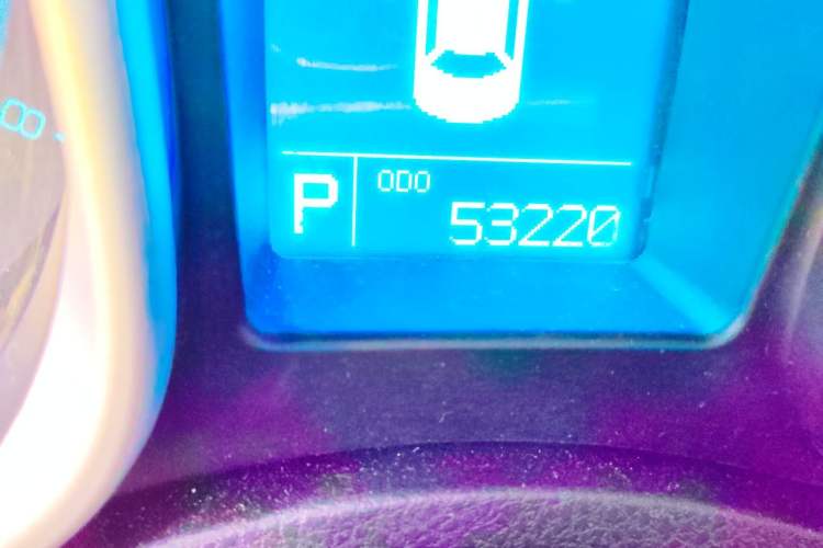 Used GAC Trumpchi GS5 2014 2.0L Automatic Two-Wheel Drive Deluxe Edition Odometer Close Up