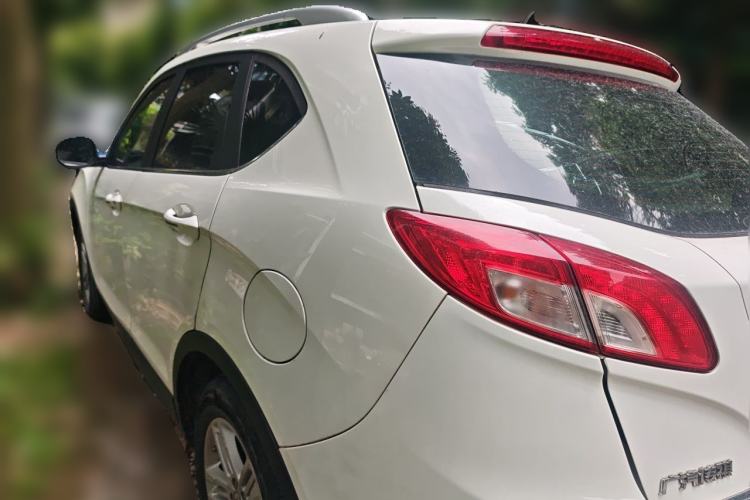 Used GAC Trumpchi GS5 2014 2.0L Automatic Two-Wheel Drive Deluxe Edition Rear Left 45 Deg