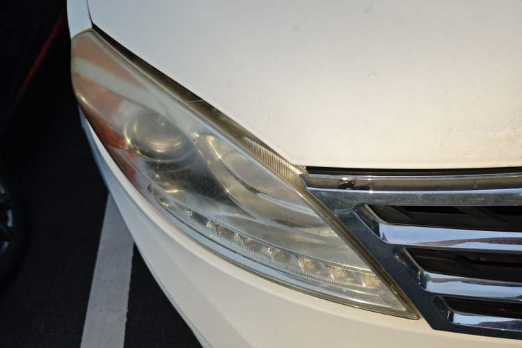 Used GAC Trumpchi GS5 2014 2.0L Automatic Two-Wheel Drive Deluxe Edition Right Front Headlight
