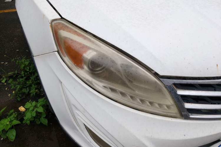 Used GAC Trumpchi GS5 2014 2.0L Automatic Two-Wheel Drive Deluxe Edition Right Front Headlight