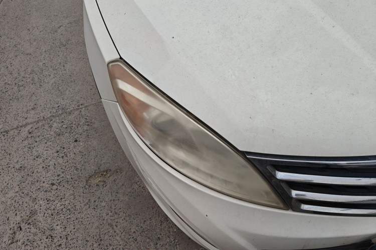 Used GAC Trumpchi GS5 2014 1.8T Automatic Two-Wheel Drive Supreme Edition Right Front Headlight