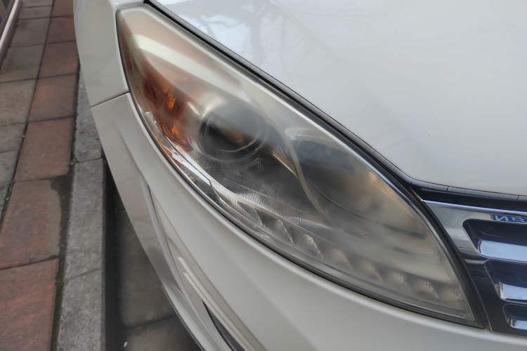 Used GAC Trumpchi GS5 2014 2.0L Manual Two-Wheel Drive Anniversary Value Edition Right Front Headlight