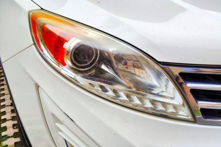 Used GAC Trumpchi GS5 2014 2.0L Automatic Two-Wheel Drive Deluxe Edition Right Front Headlight