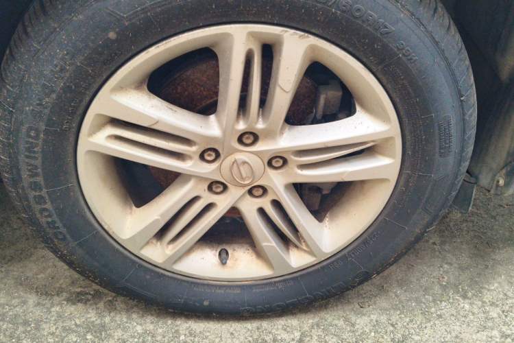 Used GAC Trumpchi GS5 2014 2.0L Automatic Two-Wheel Drive Deluxe Edition Right Front Wheel Hub