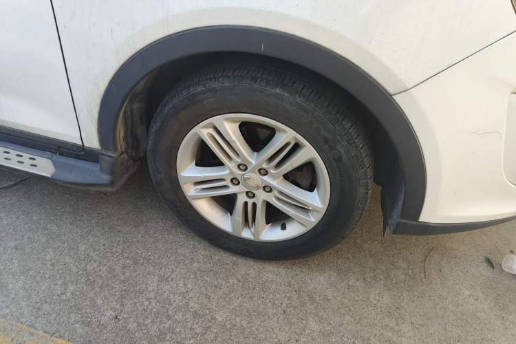 Used GAC Trumpchi GS5 2014 2.0L Automatic Two-Wheel Drive Deluxe Edition Right Front Wheel Hub
