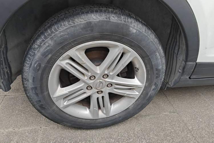 Used GAC Trumpchi GS5 2014 2.0L Automatic Two-Wheel Drive Deluxe Edition Right Rear Wheel Hub