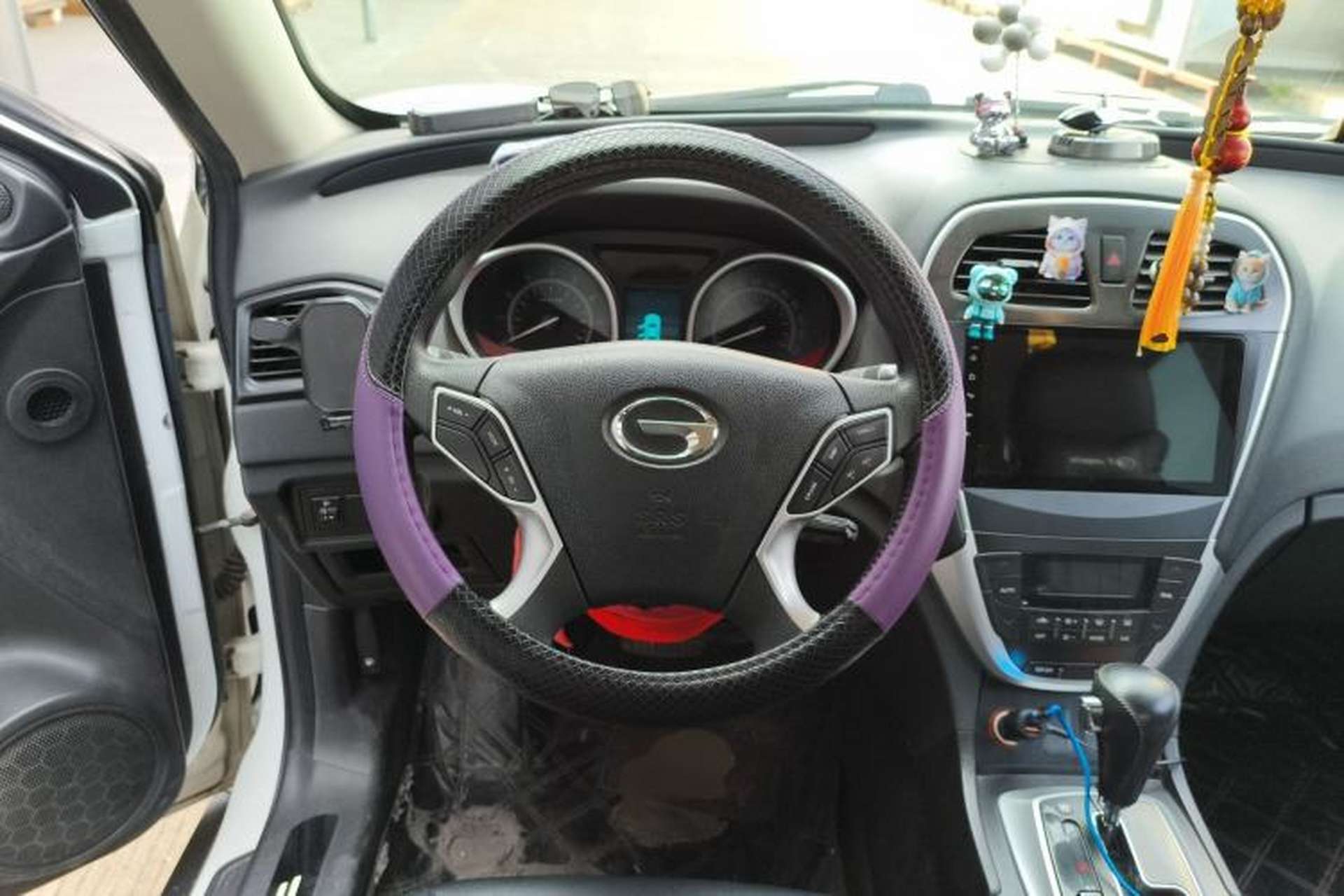 Used GAC Trumpchi GS5 2014 2.0L Automatic Two-Wheel Drive Deluxe Edition Steering Wheel
