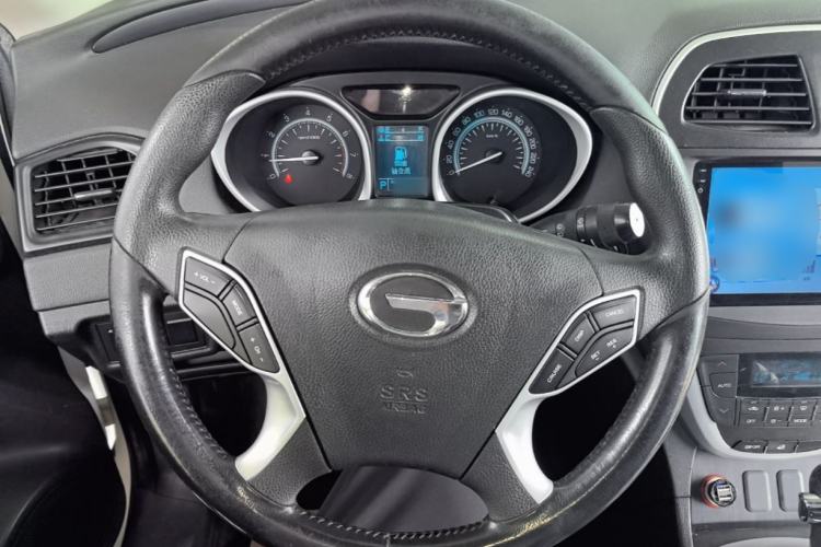 Used GAC Trumpchi GS5 2014 2.0L Automatic Two-Wheel Drive Anniversary Value Edition Steering Wheel