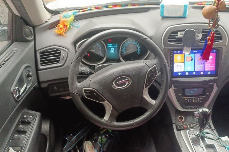 Used GAC Trumpchi GS5 2014 2.0L Automatic Two-Wheel Drive Anniversary Value Edition Steering Wheel