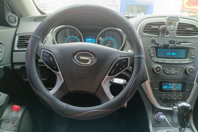 Used GAC Trumpchi GS5 2014 1.8T Automatic Two-Wheel Drive Supreme Edition Steering Wheel