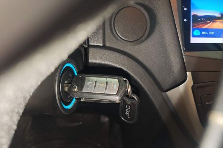 Used GAC Trumpchi GS5 2014 2.0L Automatic Two-Wheel Drive Deluxe Edition Vehicle Key
