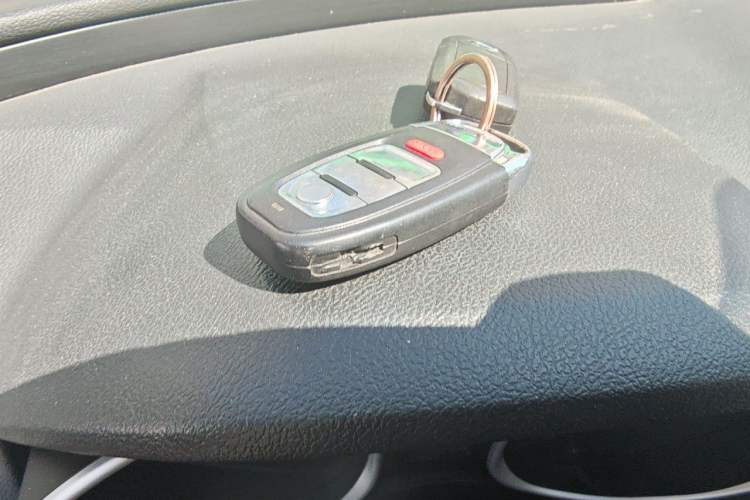 Used GAC Trumpchi GS5 2014 2.0L Automatic Two-Wheel Drive Deluxe Edition Vehicle Key