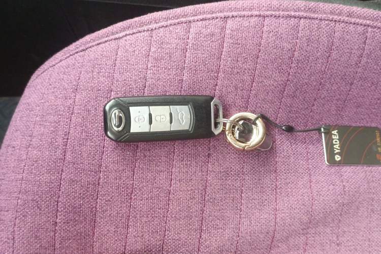 Used GAC Trumpchi GS5 2014 2.0L Automatic Two-Wheel Drive Anniversary Value Edition Vehicle Key
