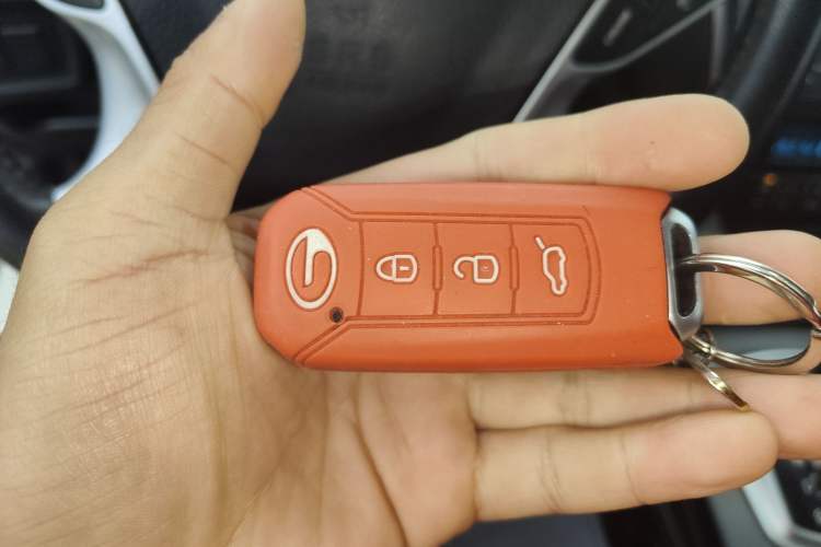 Used GAC Trumpchi GS5 2014 2.0L Automatic Two-Wheel Drive Anniversary Value Edition Vehicle Key