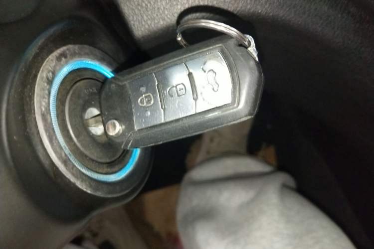 Used GAC Trumpchi GS5 2014 2.0L Automatic Two-Wheel Drive Deluxe Edition Vehicle Key