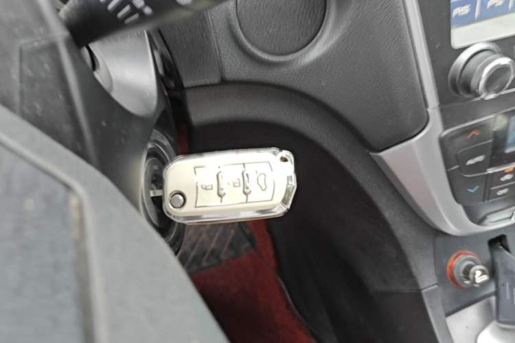 Used GAC Trumpchi GS5 2014 2.0L Automatic Two-Wheel Drive Deluxe Edition Vehicle Key