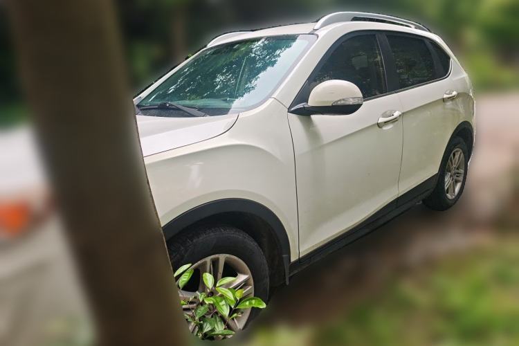 Used GAC Trumpchi GS5 2014 2.0L Automatic Two-Wheel Drive Deluxe Edition Guazi used car, China used car export, Used car for sale, Used cars, Cheapest cars for sale