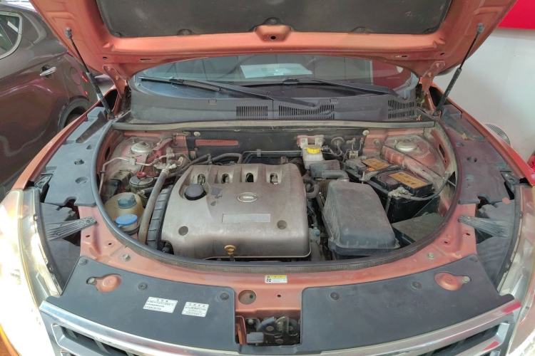 Used GAC Trumpchi GS5 2014 2.0L Automatic Two-Wheel Drive Deluxe Edition Engine Bay