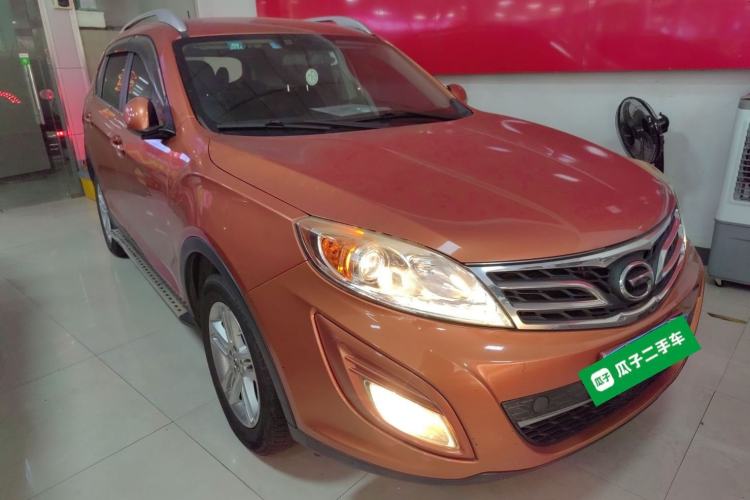Used GAC Trumpchi GS5 2014 2.0L Automatic Two-Wheel Drive Deluxe Edition Exterior 2
