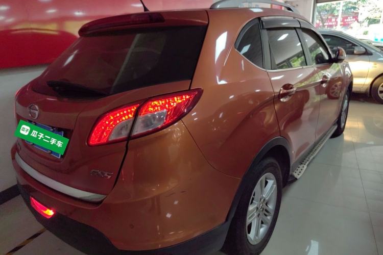 Used GAC Trumpchi GS5 2014 2.0L Automatic Two-Wheel Drive Deluxe Edition Exterior 5