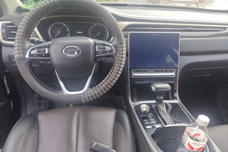 Used GAC Trumpchi GS5 2019 270T Automatic Luxury Edition Center Console