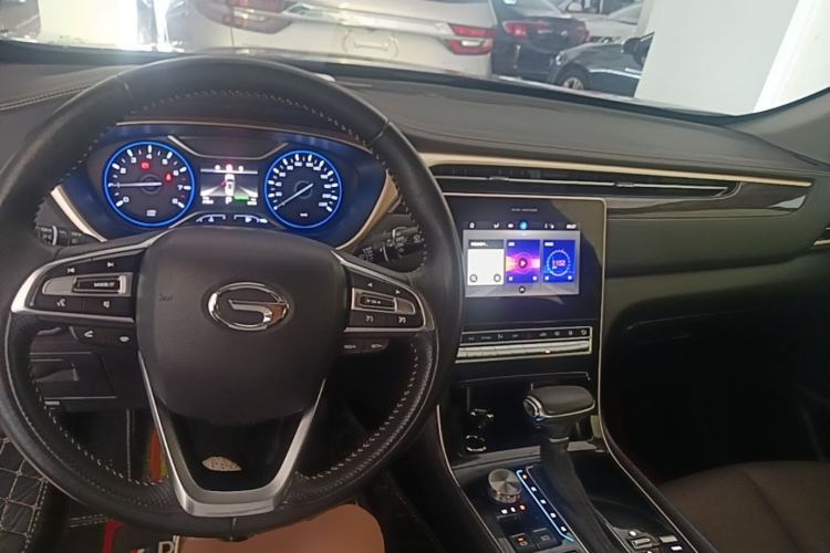 Used GAC Trumpchi GS5 2019 270T Automatic Elite Edition Center Console
