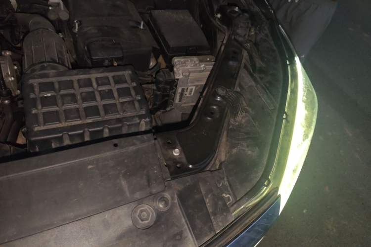 Used GAC Trumpchi GS5 2019 270T Automatic Elite Edition Engine Bay Left
