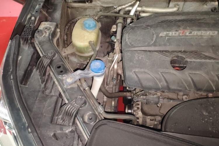 Used GAC Trumpchi GS5 2019 270T Automatic Luxury Edition Engine Bay Right