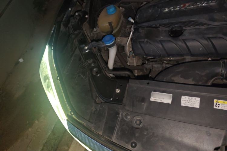 Used GAC Trumpchi GS5 2019 270T Automatic Elite Edition Engine Bay Right